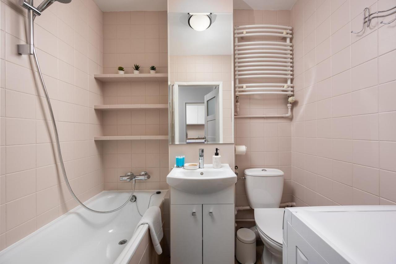 9Th Floor City View Apartment Varşovia Exterior foto