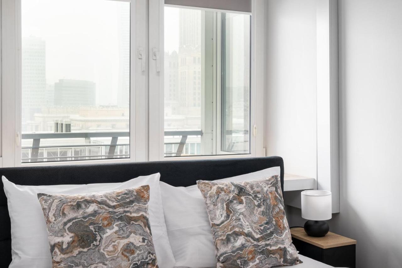 9Th Floor City View Apartment Varşovia Exterior foto