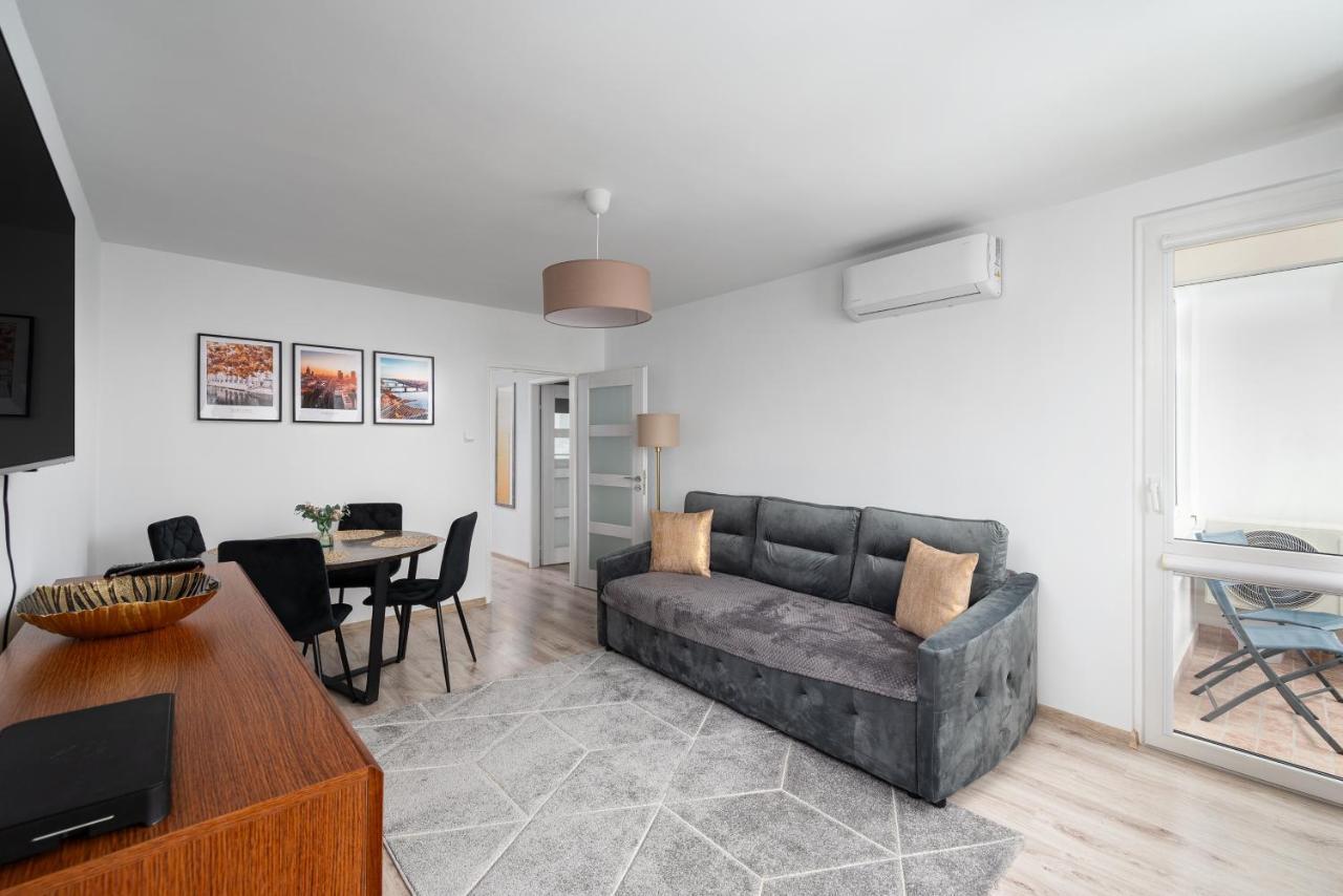 9Th Floor City View Apartment Varşovia Exterior foto